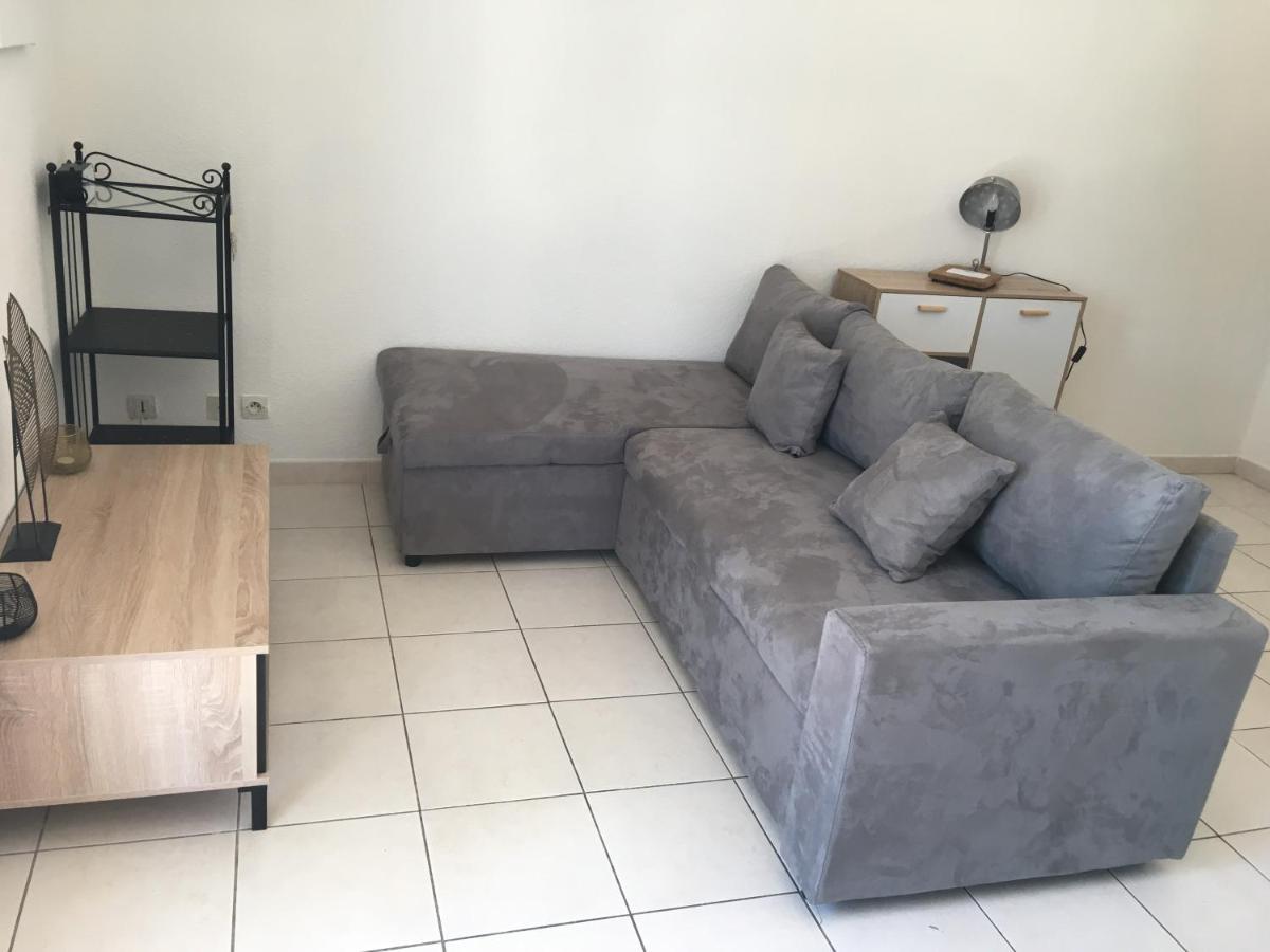 De La Clape A La Mer Mon Petit Pavillon Labellise - F2- Piscine Commune - Wifi Gratuit- Parking Prive - Arrivee Autonome - 800 M Plage - Grande Terrasse Abritee Vent - Saint-Pierre-la-Mer  Bagian luar foto